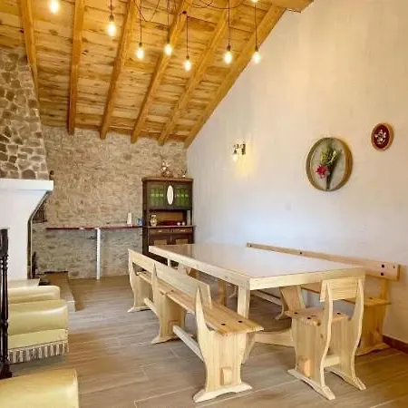 El Cedro Abejar